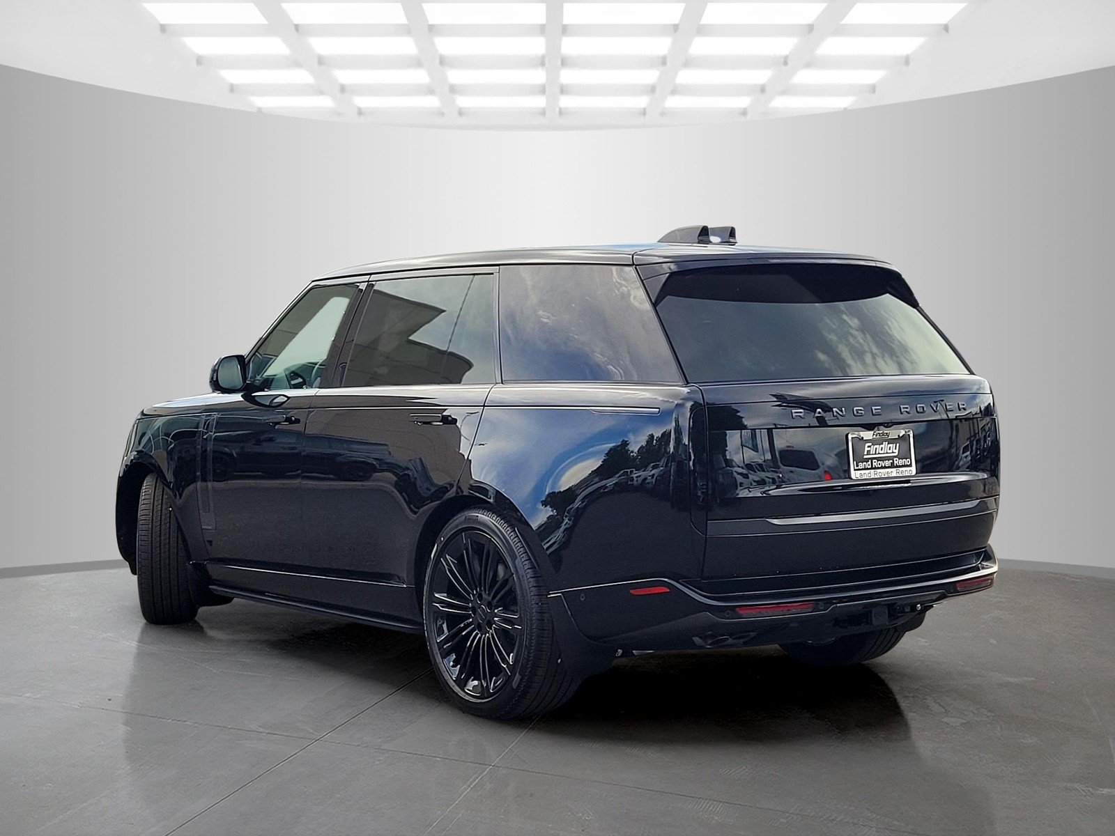 New 2026 Santorini Black Land Rover Autobiography image 4