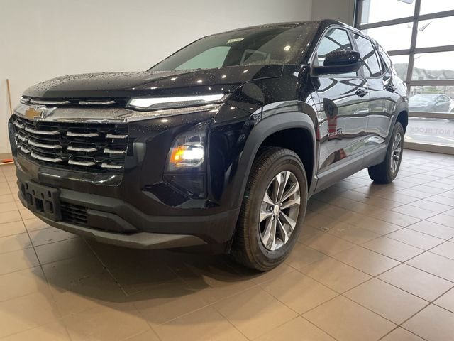 2025 Chevrolet Equinox LT - Photo 12