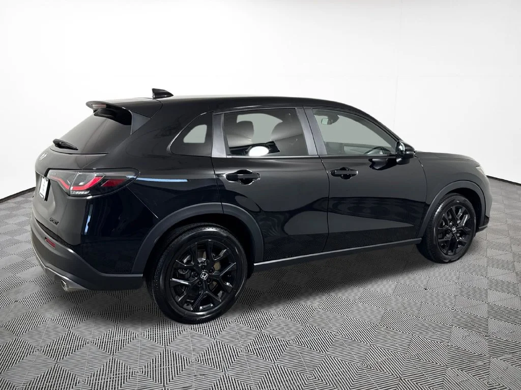 Certified Used 2024 Black Honda Sport image 9