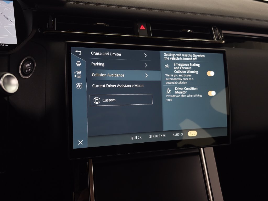 Certified Used 2026 White Land Rover Dynamic SE image 26