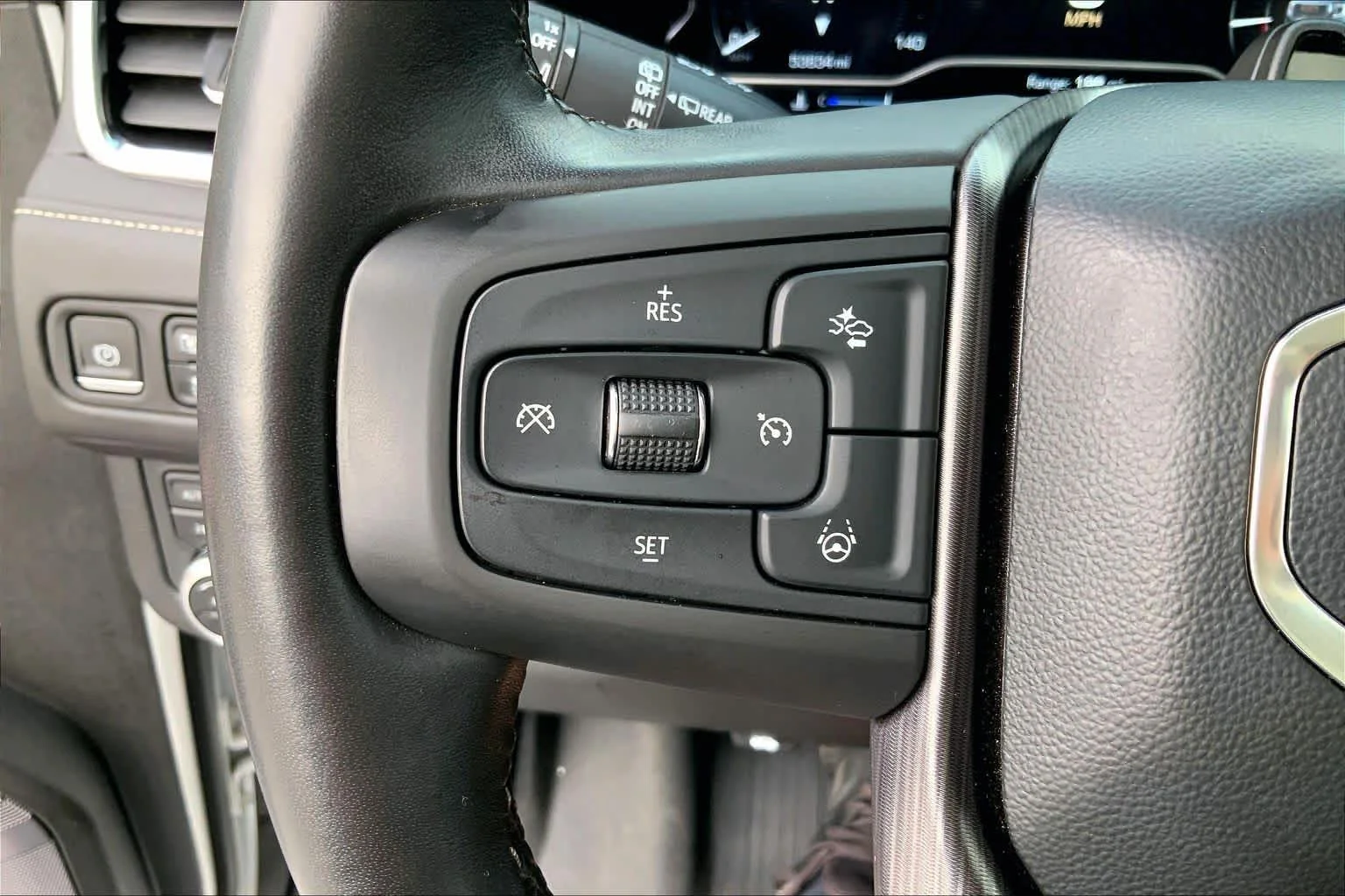 Certified Used 2023 White Frost Tricoat GMC Denali Ultimate image 23