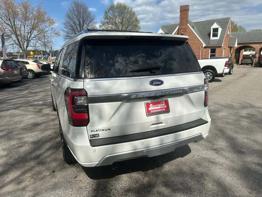 Used 2021 White Ford Platinum image 25
