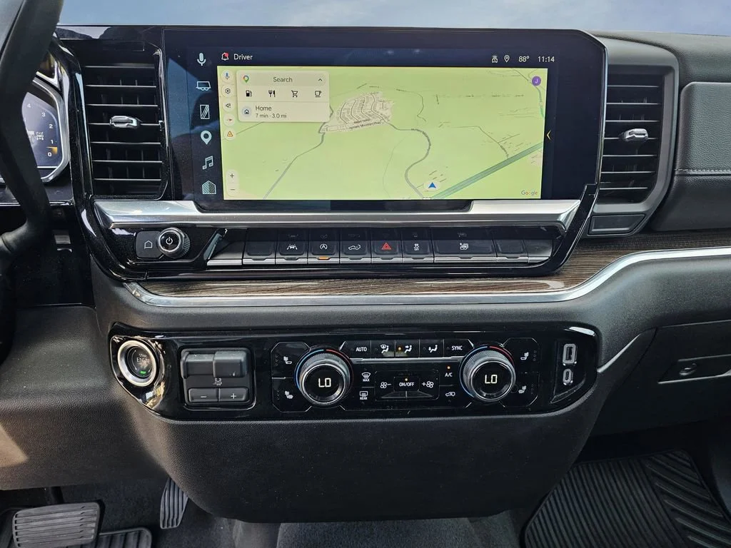 Used 2025 Cypress Gray Chevrolet LT image 24