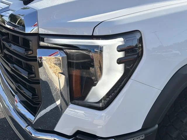 Used 2024 Summit White GMC Pro image 8