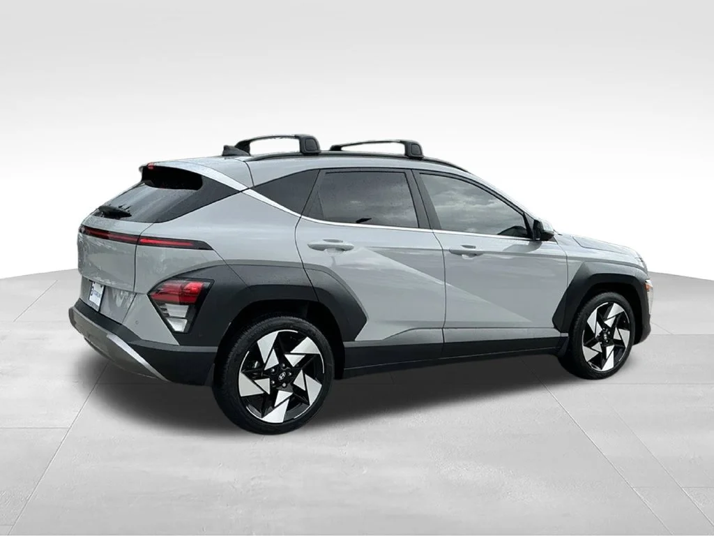 Used 2025 Gray Hyundai Limited image 6
