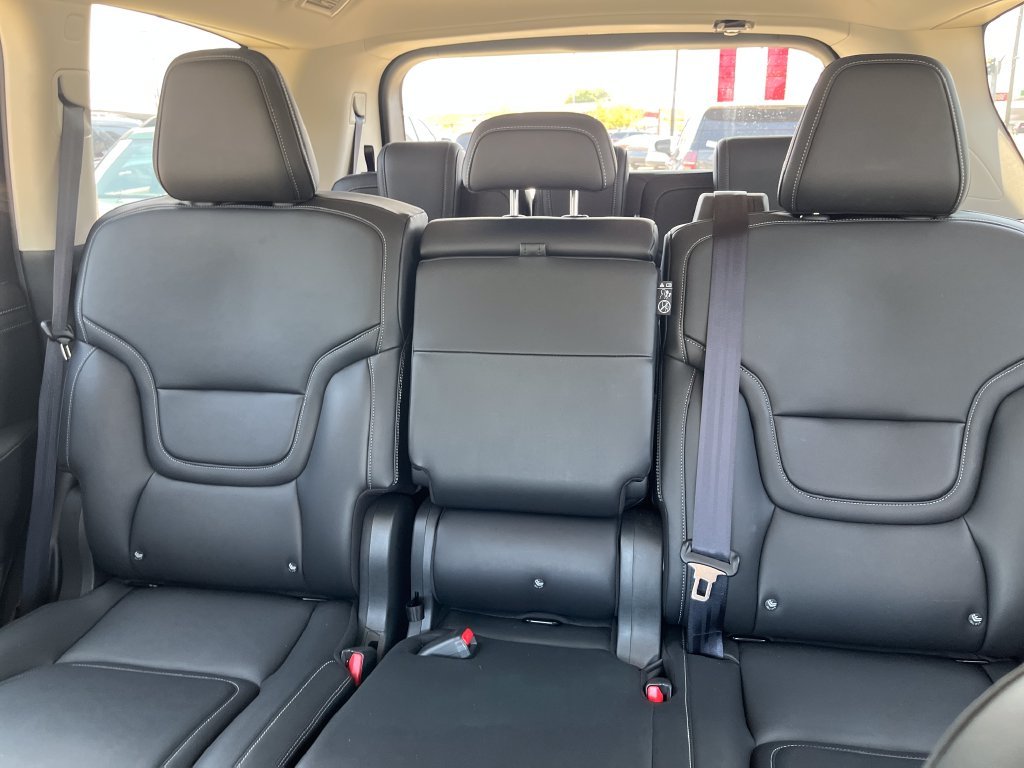 Used 2025 White Nissan SV image 13