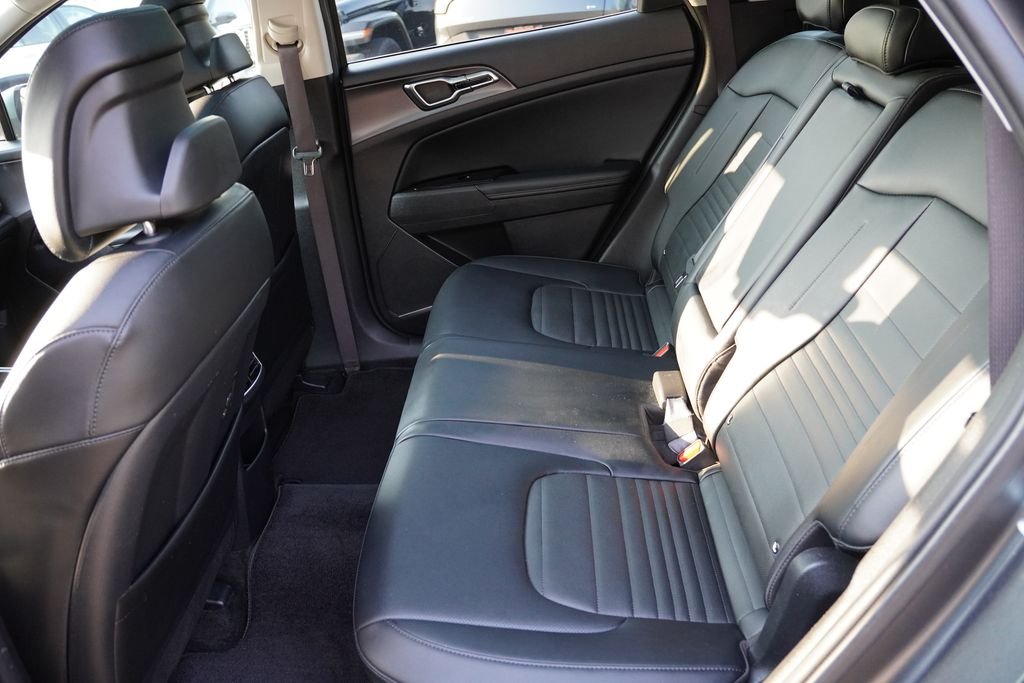 Certified Used 2024 Shadow Matte Gray Kia SX-Prestige image 17
