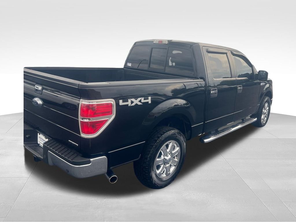 Used 2013 Black Ford XLT image 5