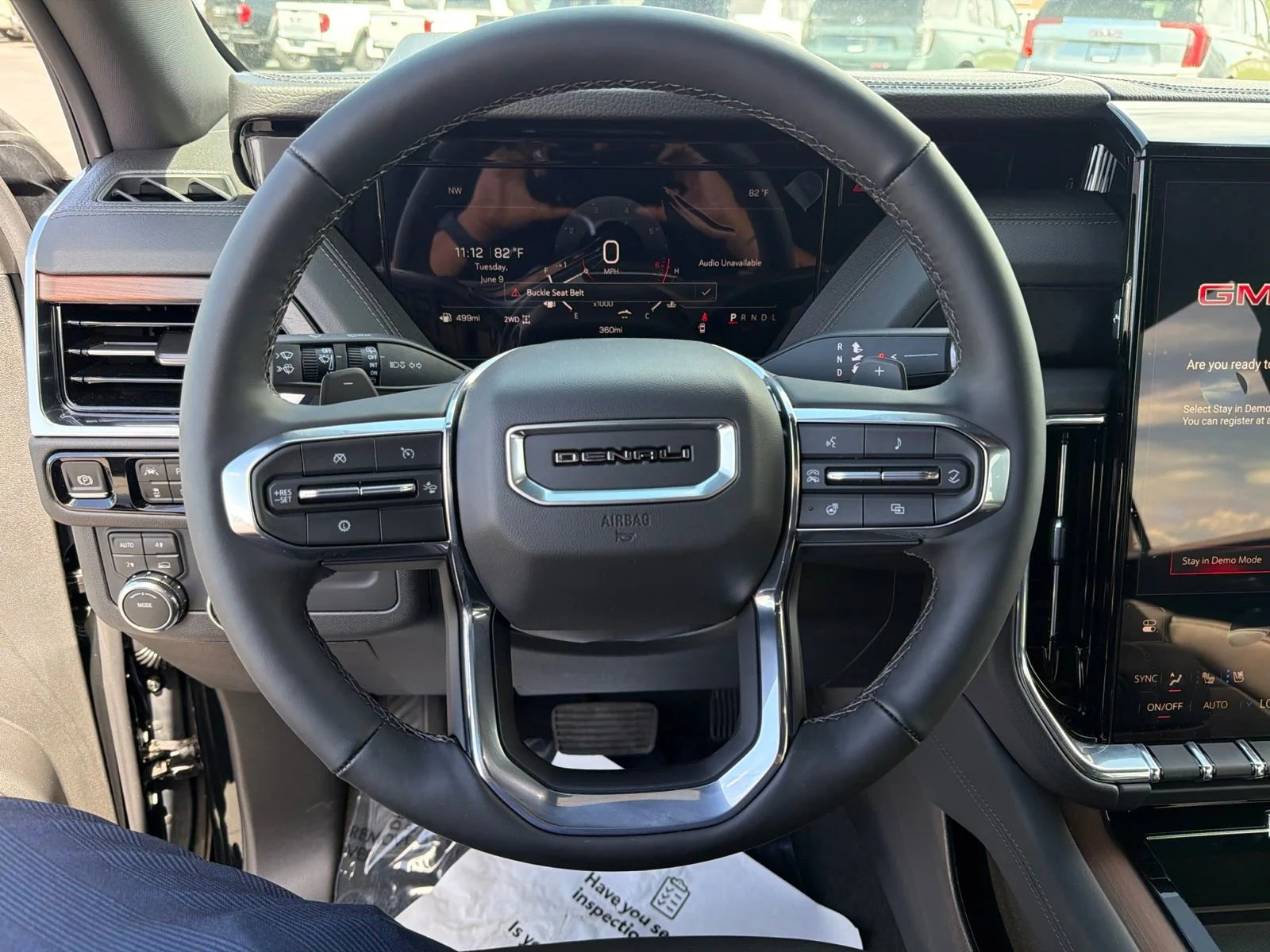 2026 GMC Yukon XL Denali - Photo 19