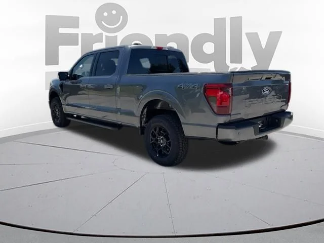 New 2026 Carbonized Gray Metallic Ford XLT image 6