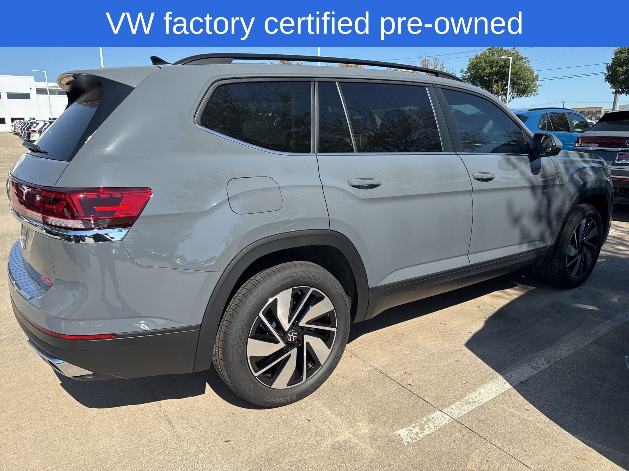 Used 2026 Gray Volkswagen 2.0T SE w/Technology image 2