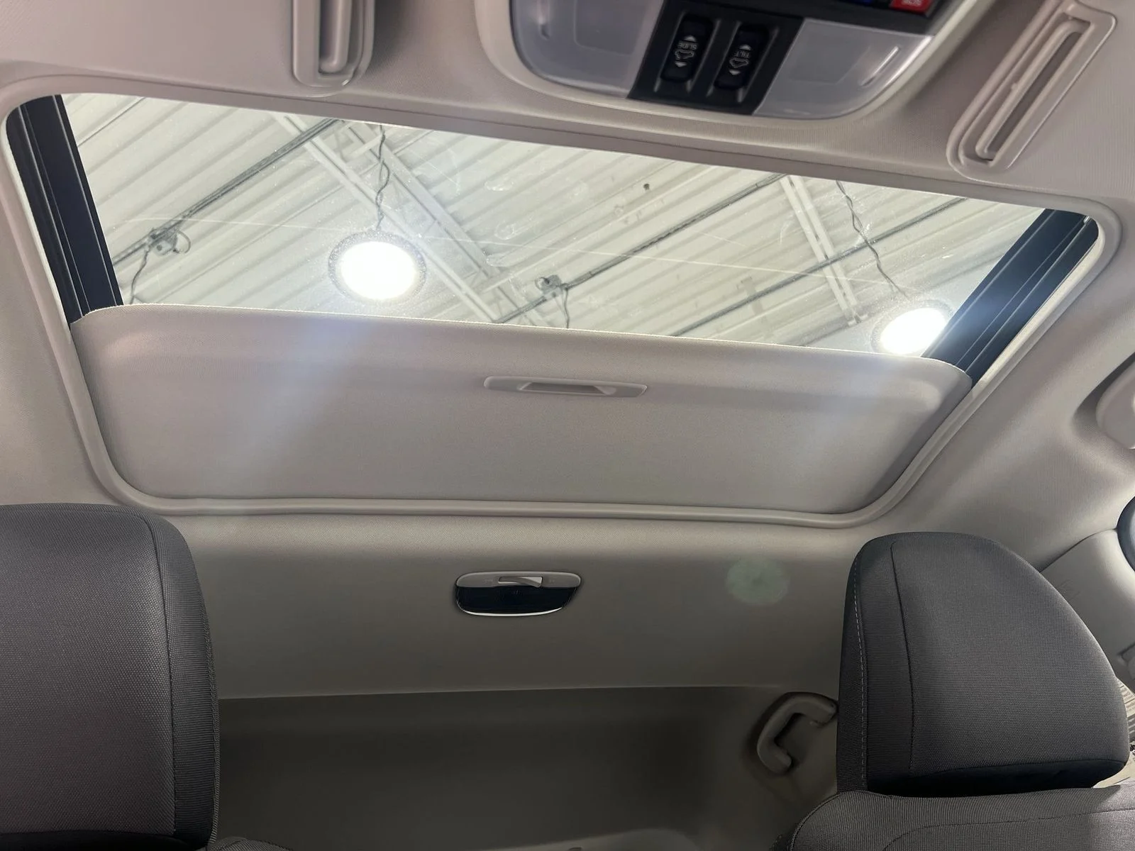 New 2026 ICE SILVER METALLIC Subaru Premium image 21