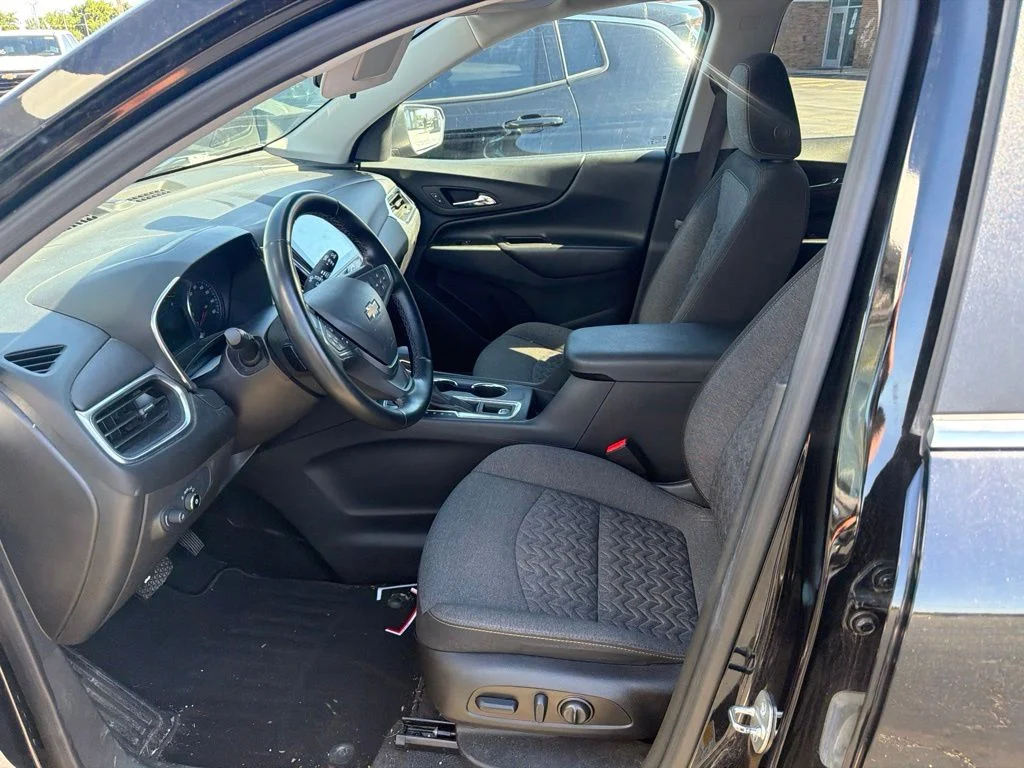 Used 2023 Black Chevrolet LT image 7