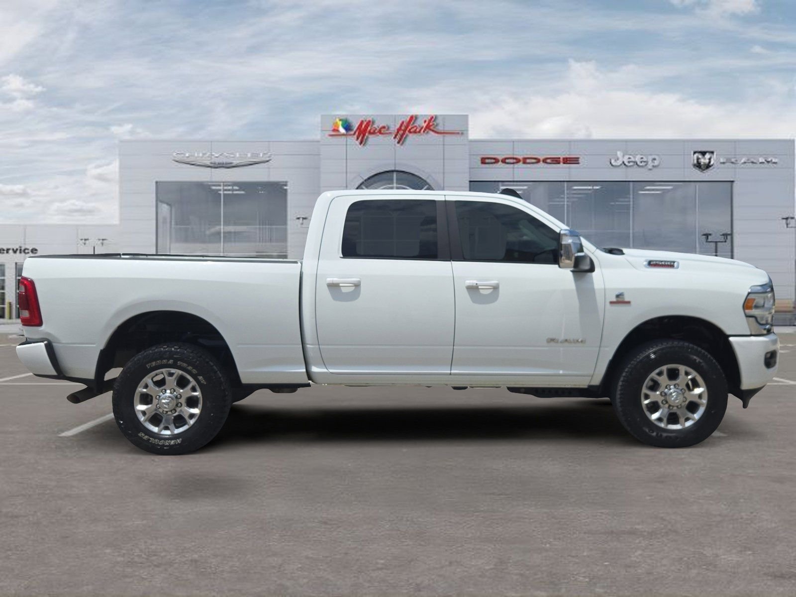 Used 2024 White Ram Laramie image 6