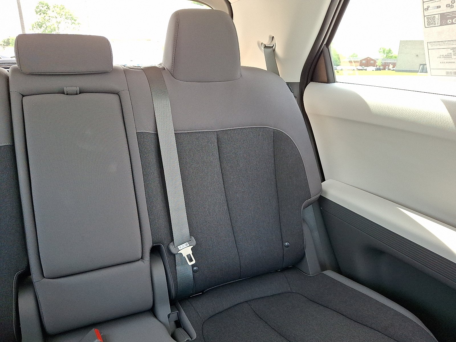 2025 Hyundai IONIQ 5 SE - Photo 15