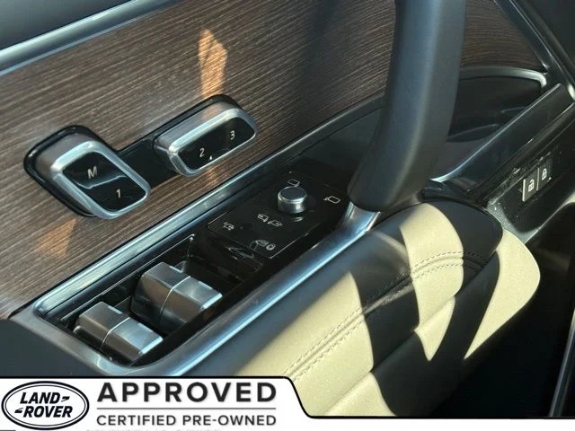 2025 Land Rover Range Rover SE - Photo 12