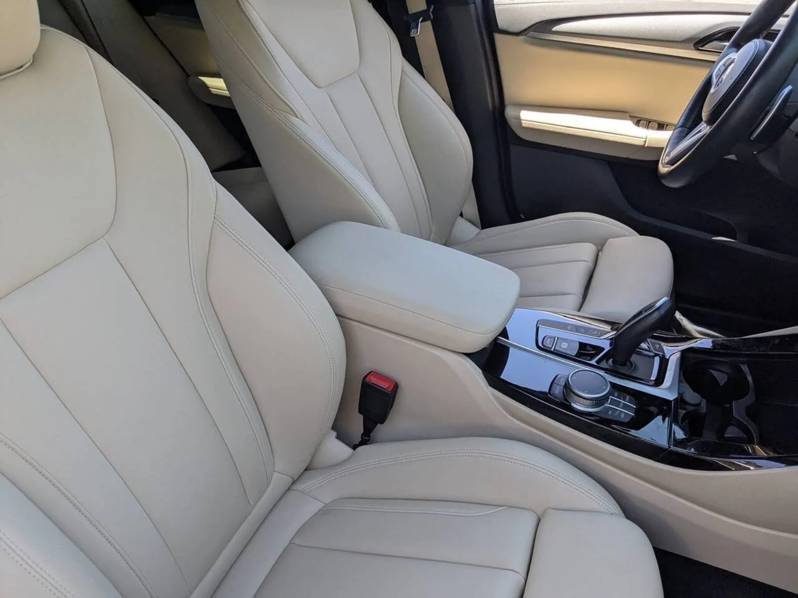 Used 2021 Black Sapphire Metallic BMW M40i image 16