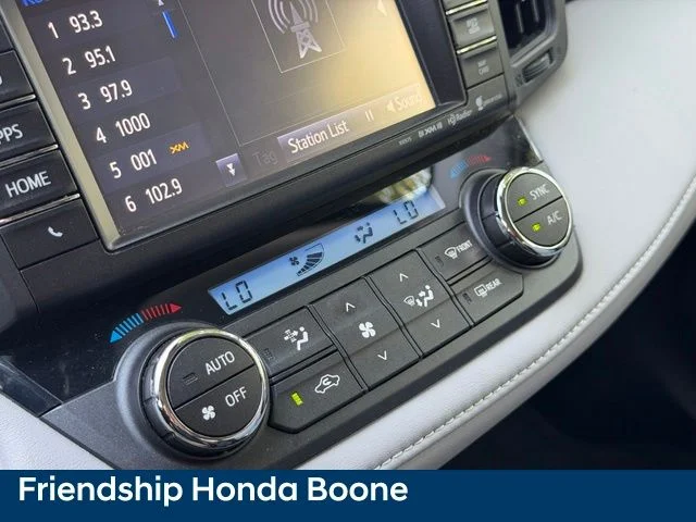 Used 2018 Gray Toyota XLE image 28