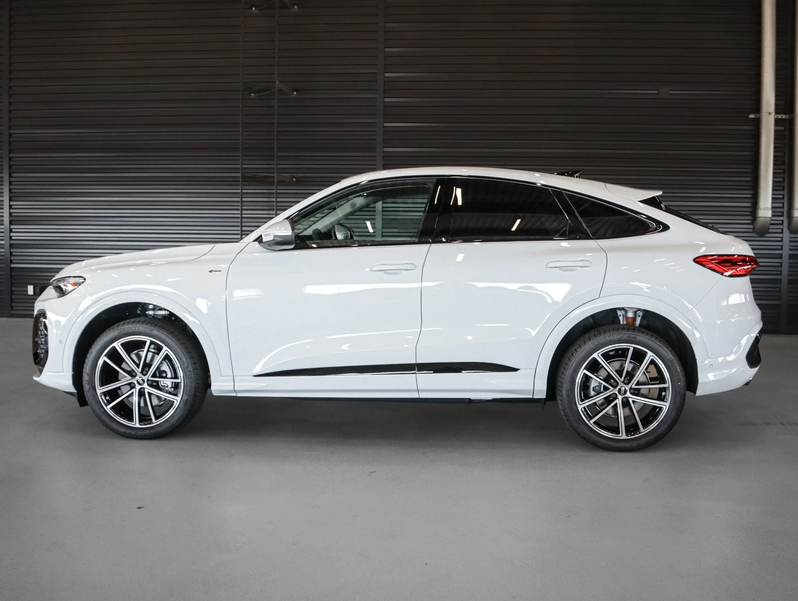 New 2026 Glacier White Metallic Audi Premium Plus image 14