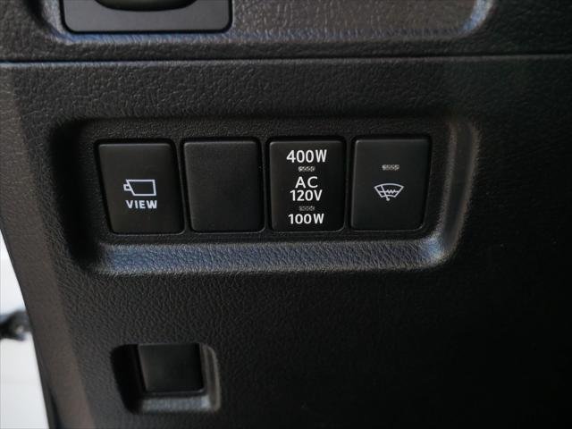 Certified Used 2023 BLIZZARD PEARL Toyota  image 26