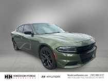 Used 2022 F8 Green Dodge SXT image 1