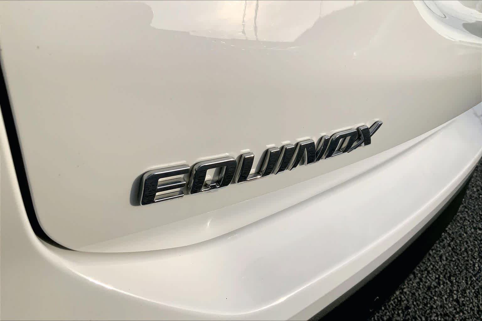 Used 2024 Summit White Chevrolet LT image 30