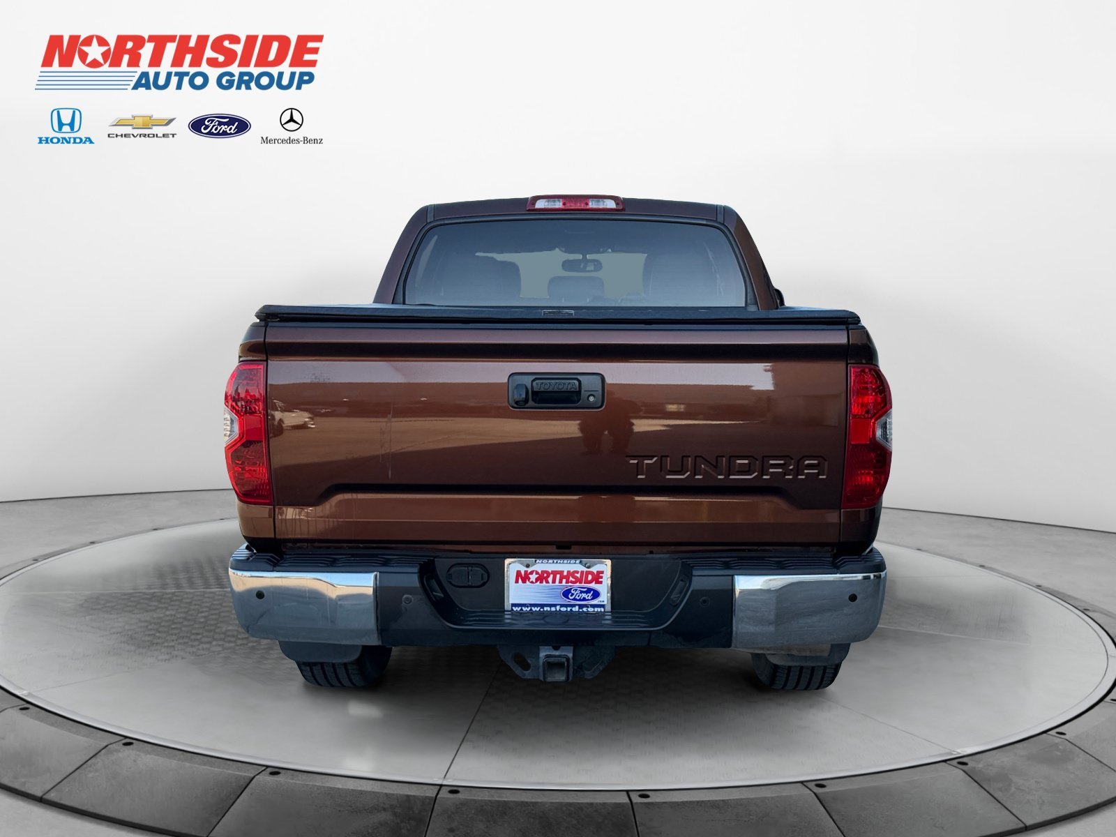 Used 2014 Sunset Bronze Mica Toyota LTD image 6