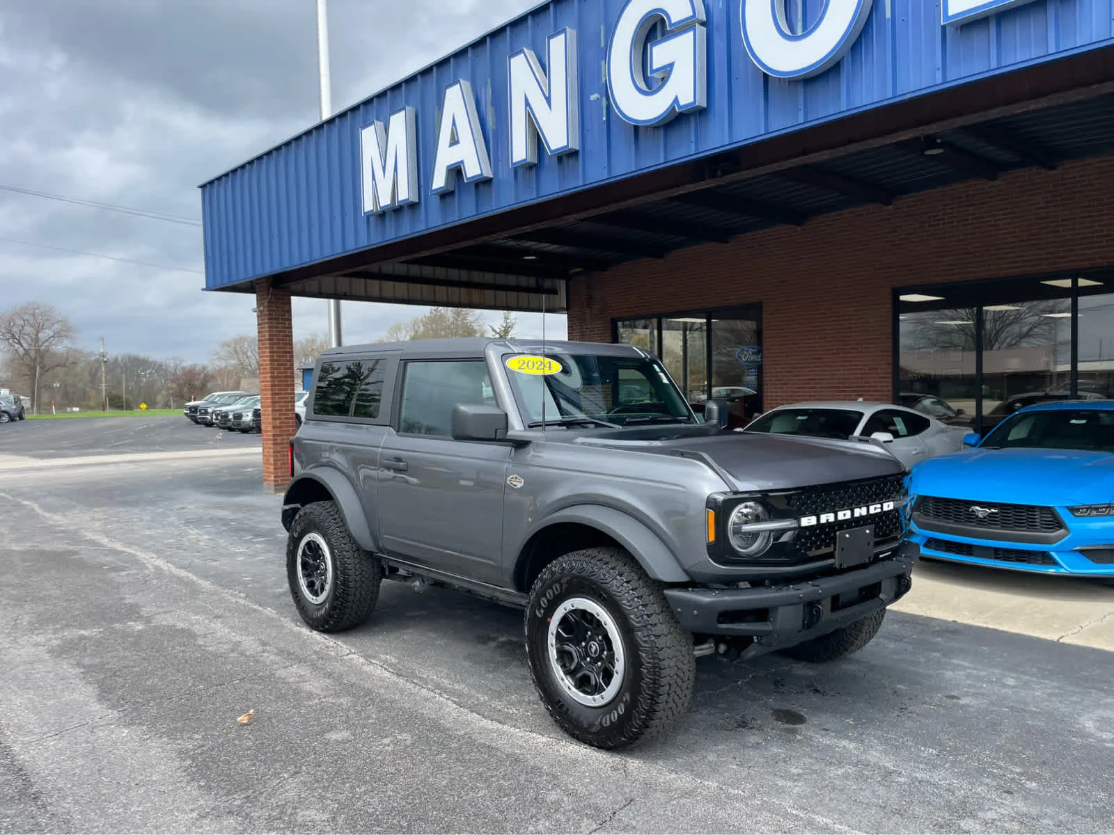 Vehicle Image 2