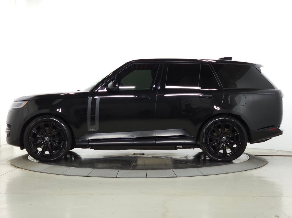 Used 2025 Black Land Rover Autobiography image 3