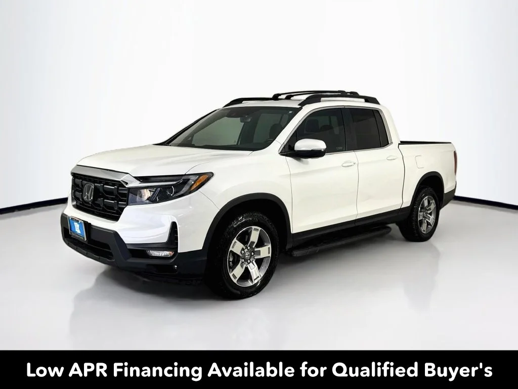 Certified Used 2026 Platinum White Pearl Honda RTL image 3