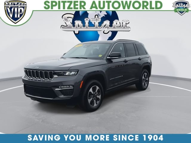 Certified Used 2025 Gray Jeep 4xe image 4