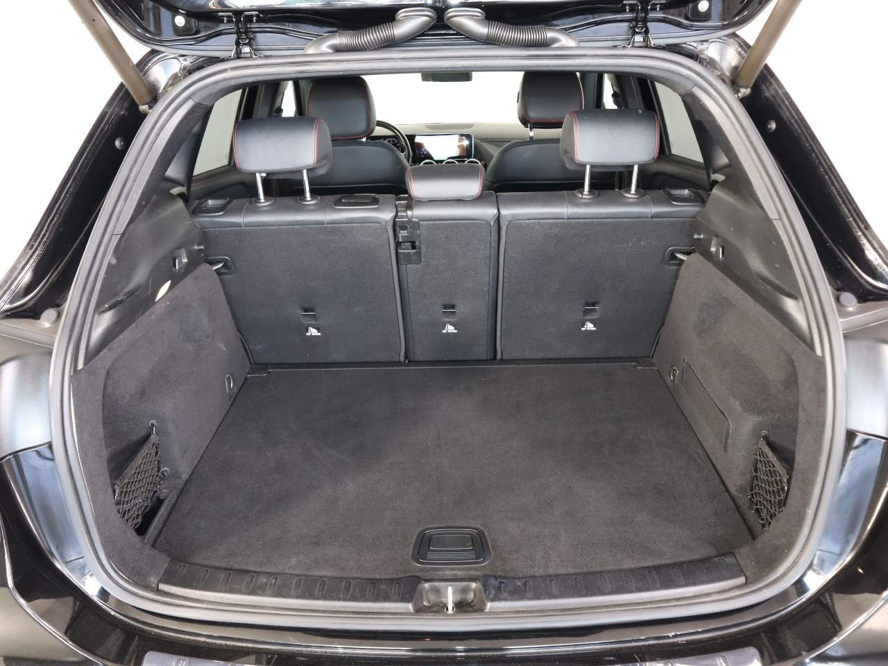 Used 2023 Night Black Mercedes-Benz GLA 250 image 17