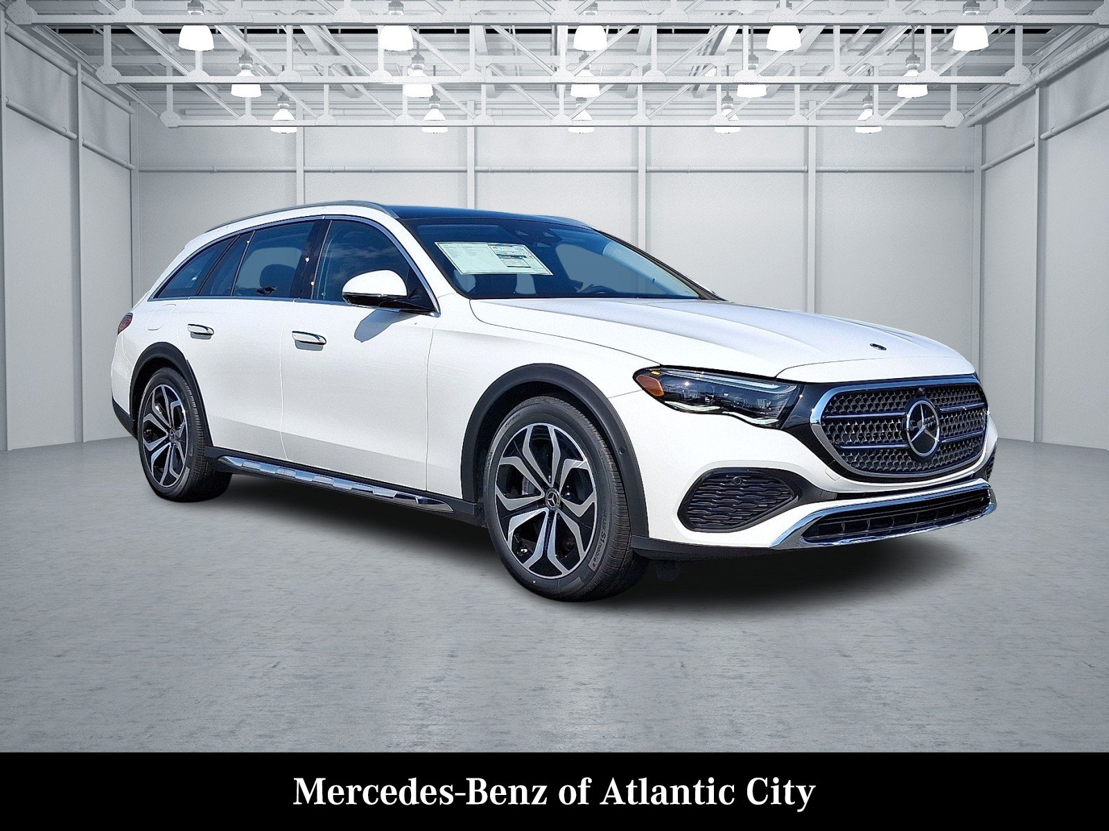 2025 Mercedes-Benz E-Class E450 4MATIC All-Terrain's photo