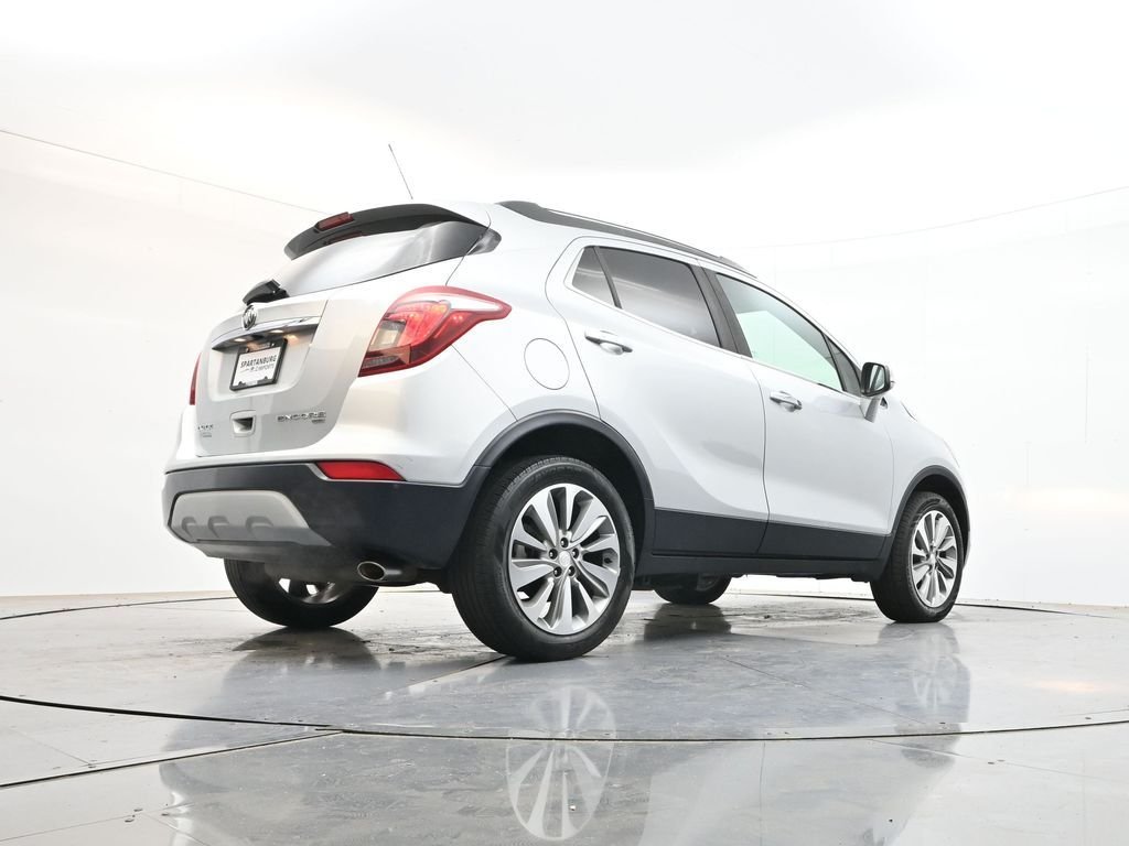 Used 2018 Silver Buick Preferred image 38