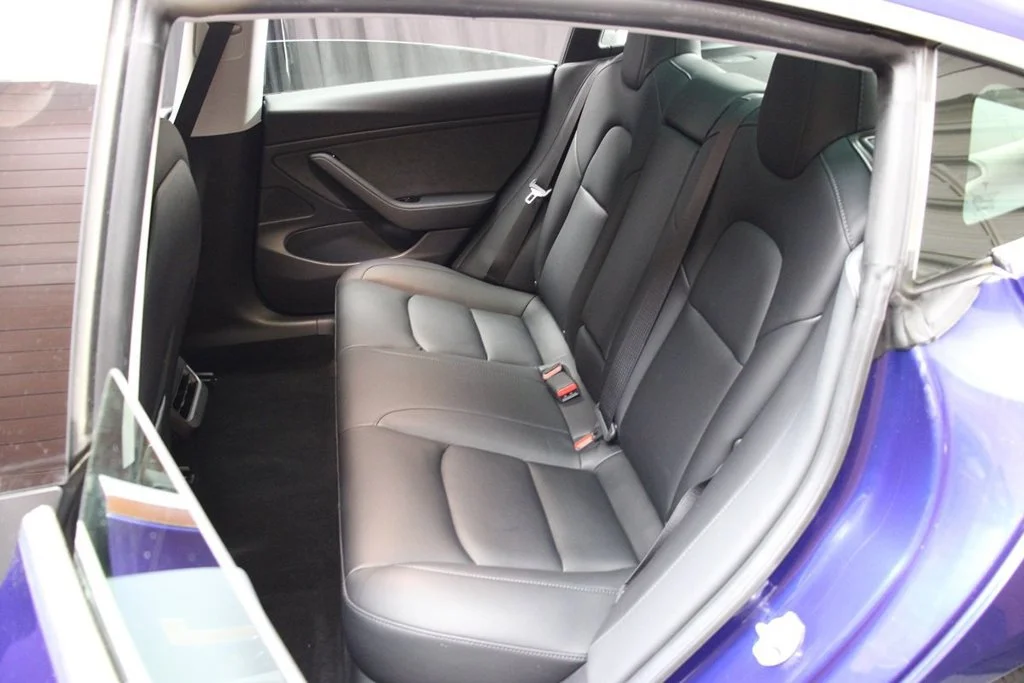 Used 2019 Deep Blue Metallic Tesla  image 33