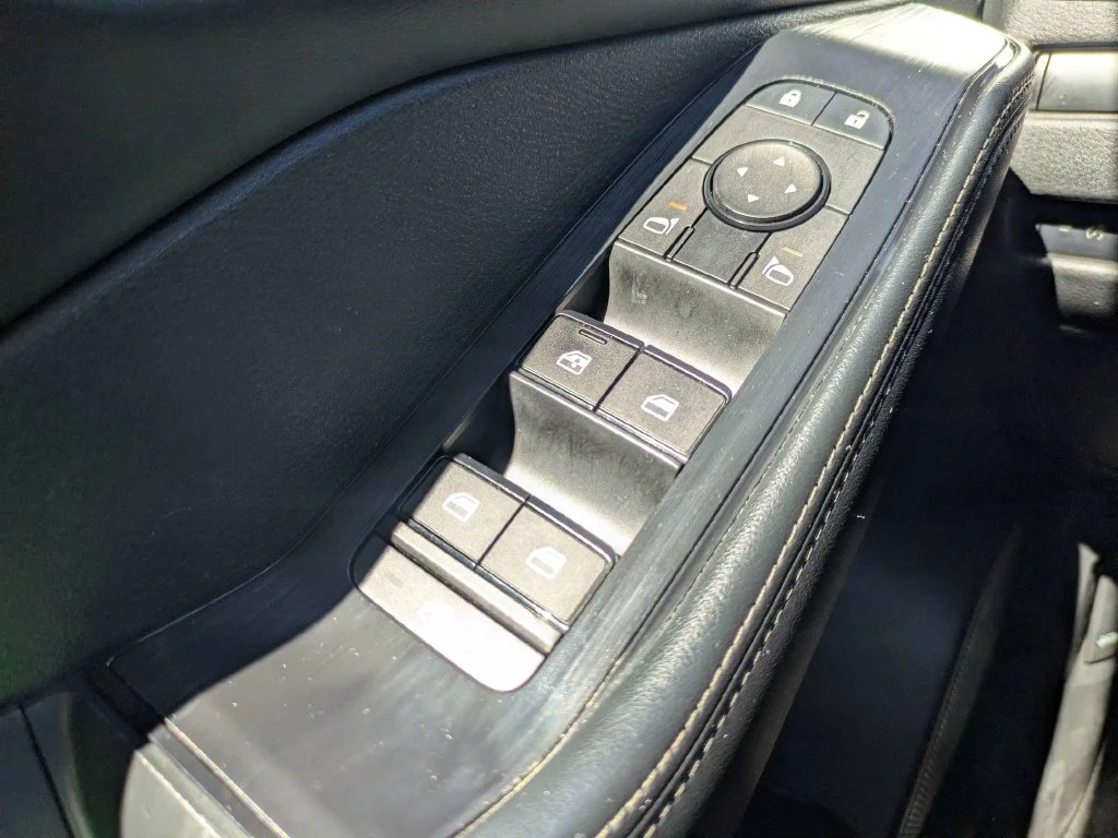Used 2024 Gray Nissan SV image 24