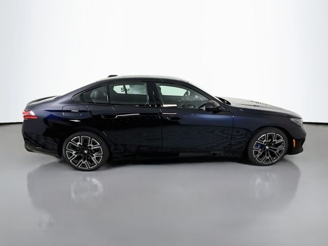 New 2027 Carbon Black Metallic BMW 550e xDrive image 8