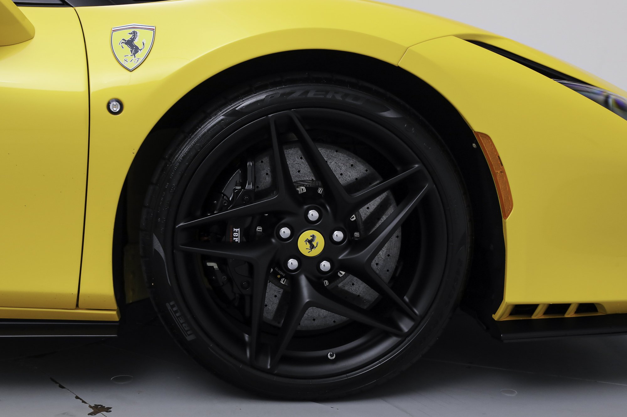 Used 2022 Yellow Ferrari  image 44