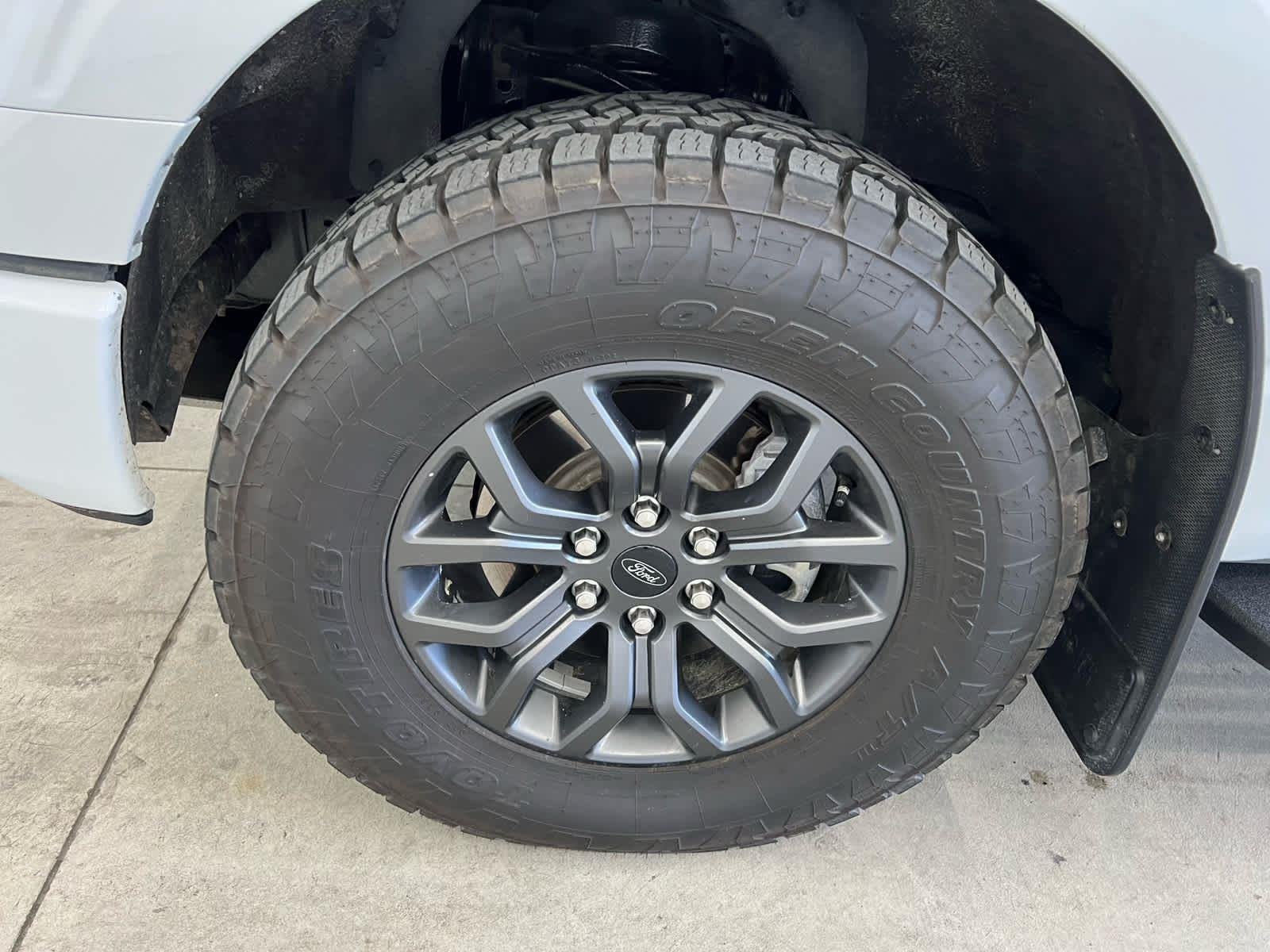 Used 2023 Oxford White Ford Tremor image 6
