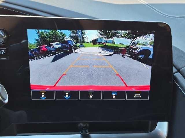 Used 2022 TORCH RED Chevrolet 2LT image 17