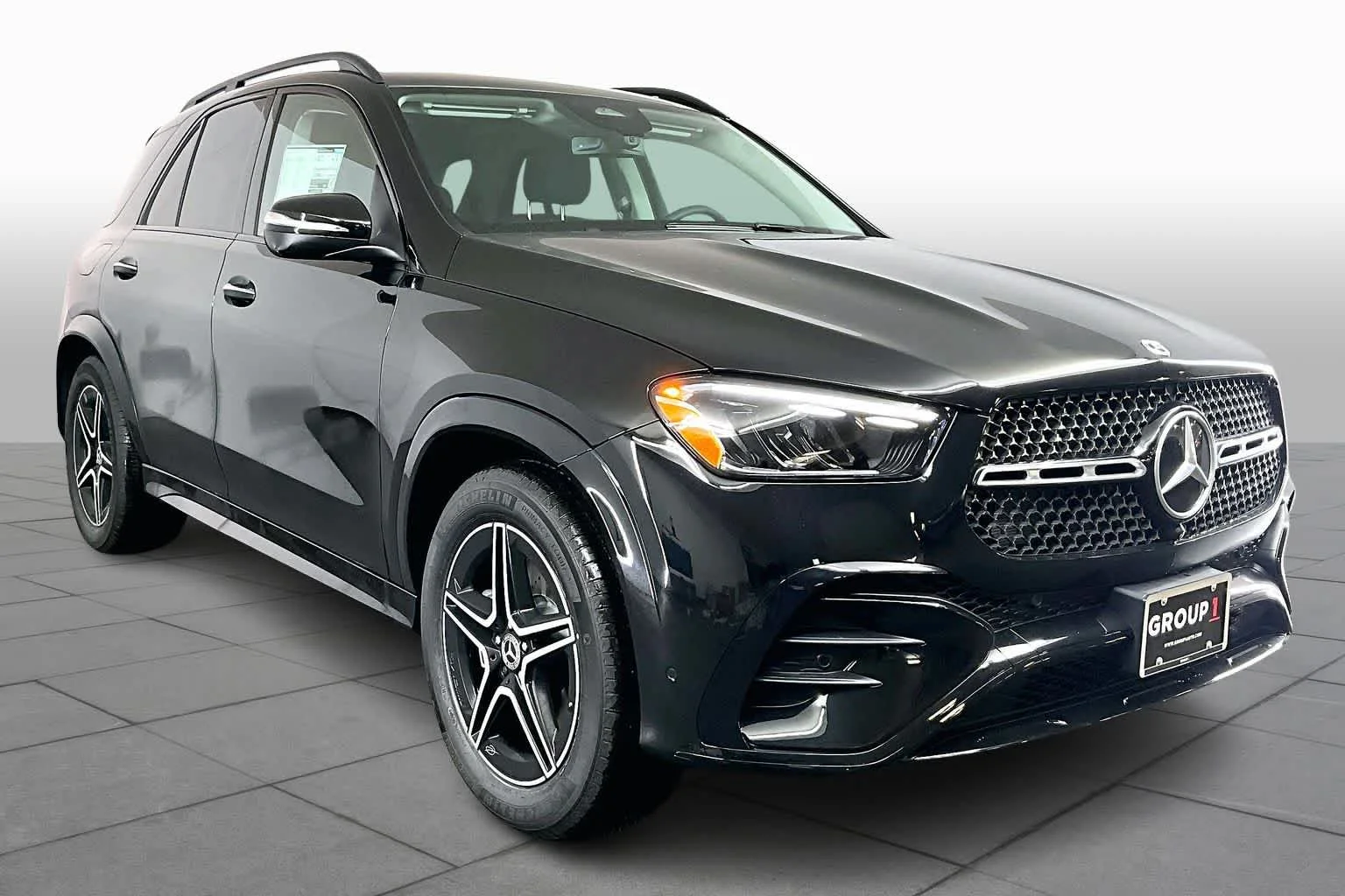 New 2026 Obsidian Black Metallic Mercedes-Benz GLE 350 image 2