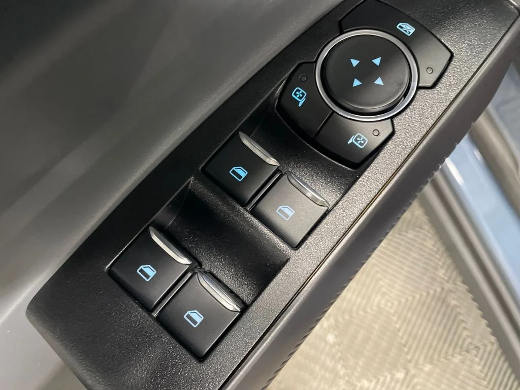 New 2025 Gray Ford Tremor image 16