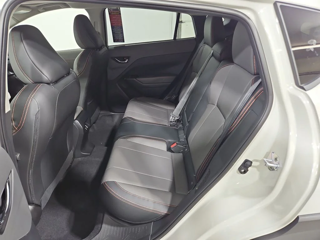 New 2026 CRYSTAL WHITE PEARL Subaru Limited Hybrid image 25