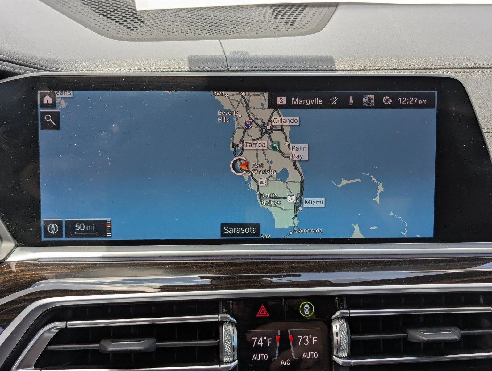 Used 2020 Arctic Grey Metallic BMW sDrive40i image 25