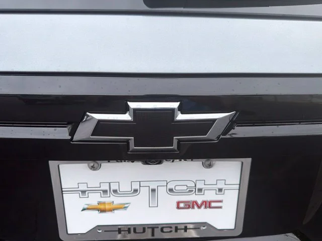 New 2027 Sterling Gray Metallic Chevrolet Z71 image 18