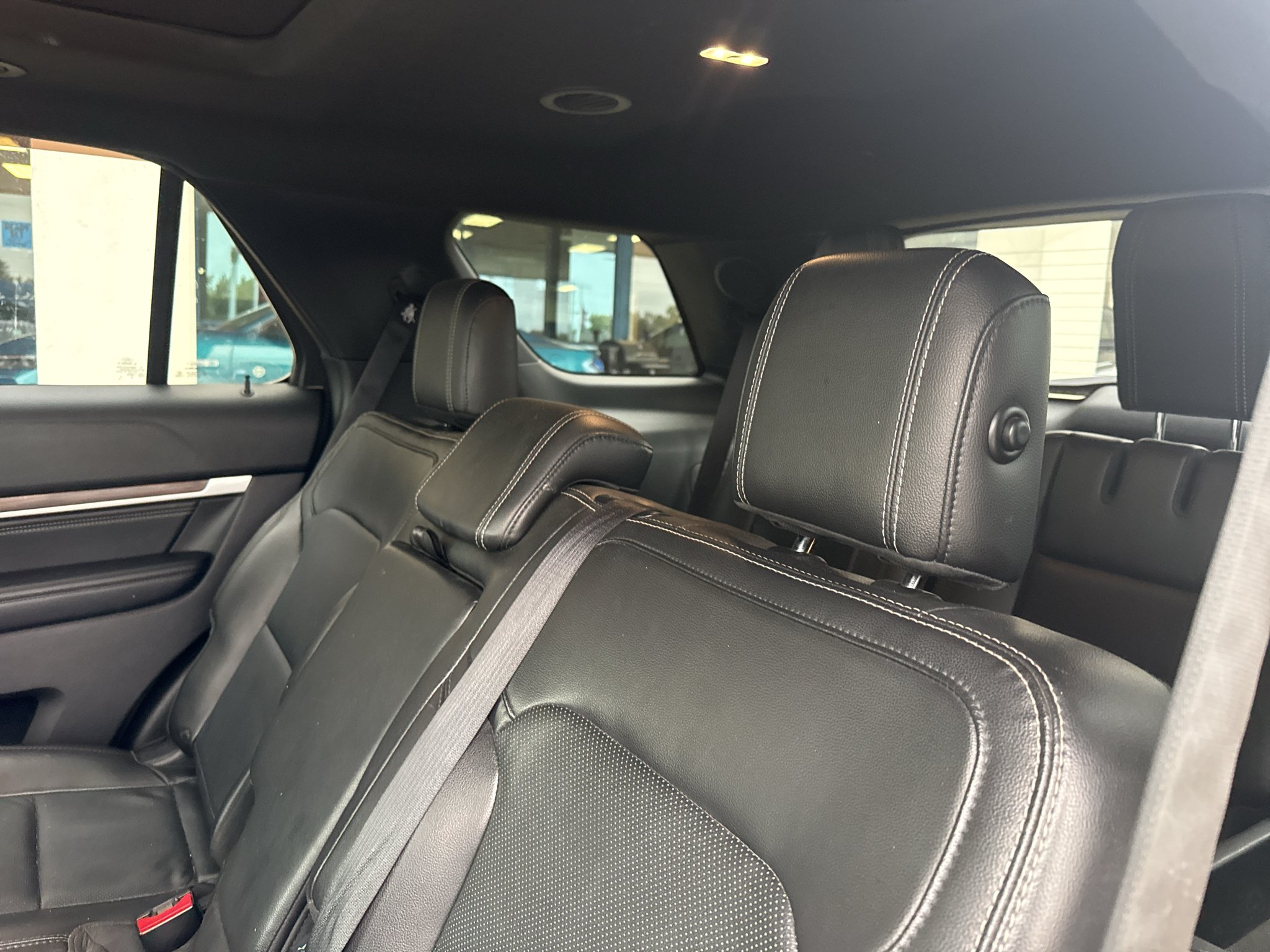 Used 2018 White Platinum Metallic Tri-Coat Ford Limited image 7