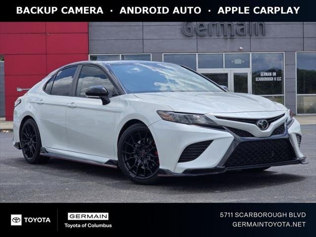 Certified Used 2022 MID BLK/WIND CHILL Toyota  image 1
