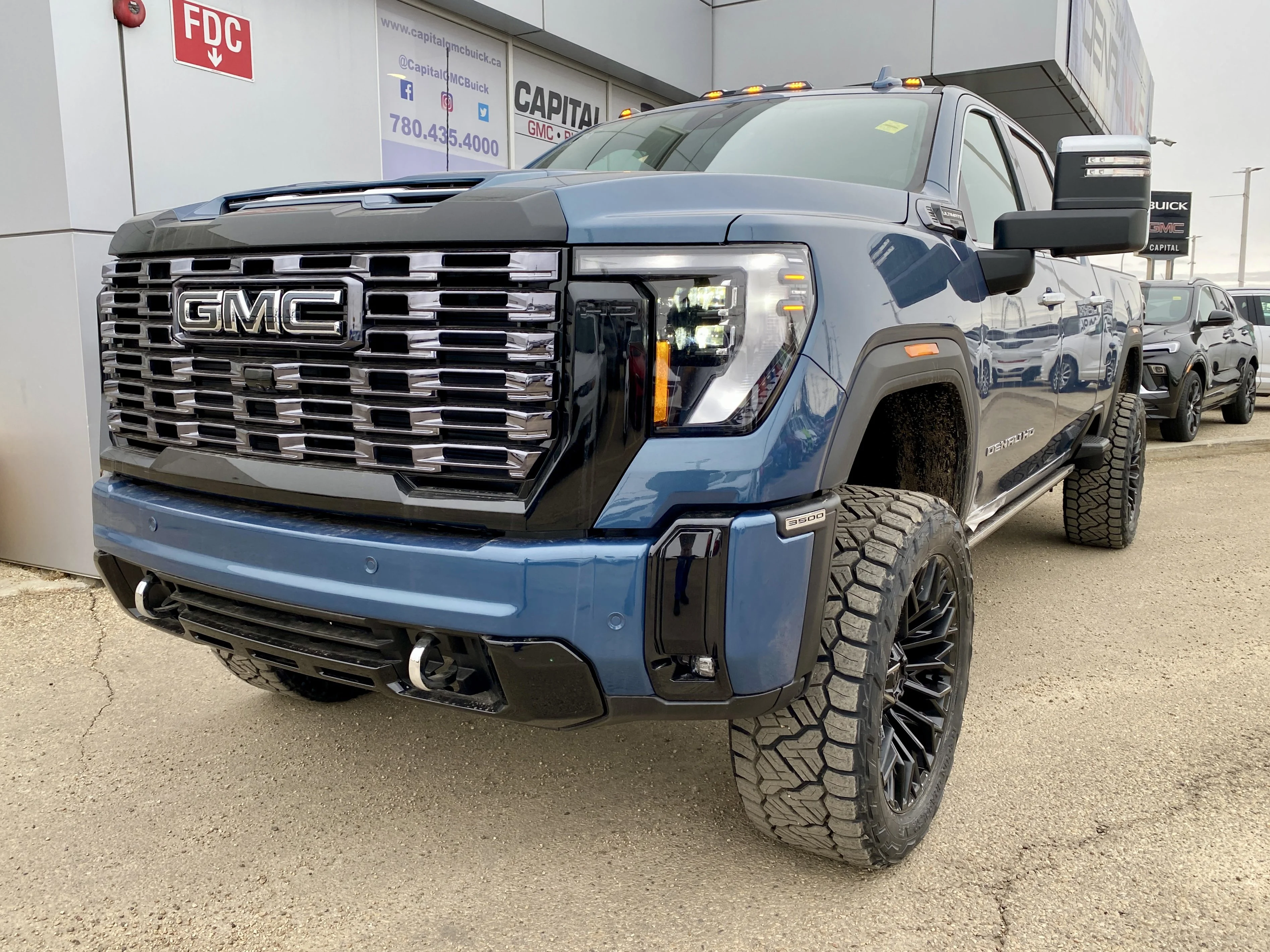 New 2026 DOWNPOUR METALLIC GMC Denali Ultimate image 2