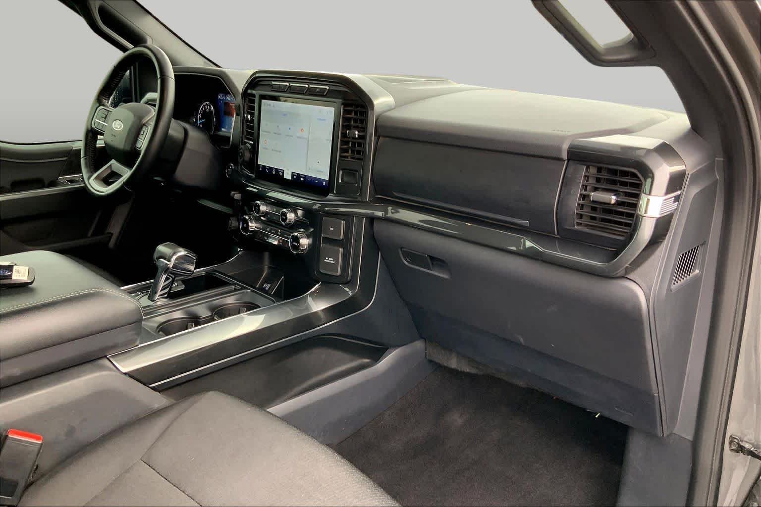 Used 2022 Carbonized Gray Metallic Ford XLT image 17
