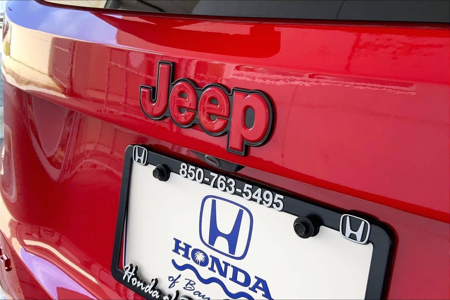Used 2022 Colorado Red Clearcoat Jeep (RED) Edition image 33